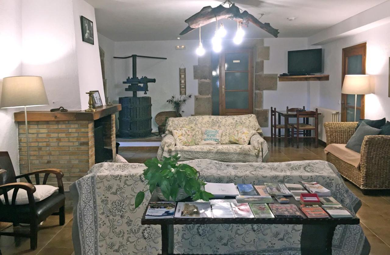 Casa Rural Can Miquel - En Pleno Bosque Y Cerca De La Playa - Increibles Rutas Btt サンタ・コロマ・デ・ファルネルス エクステリア 写真